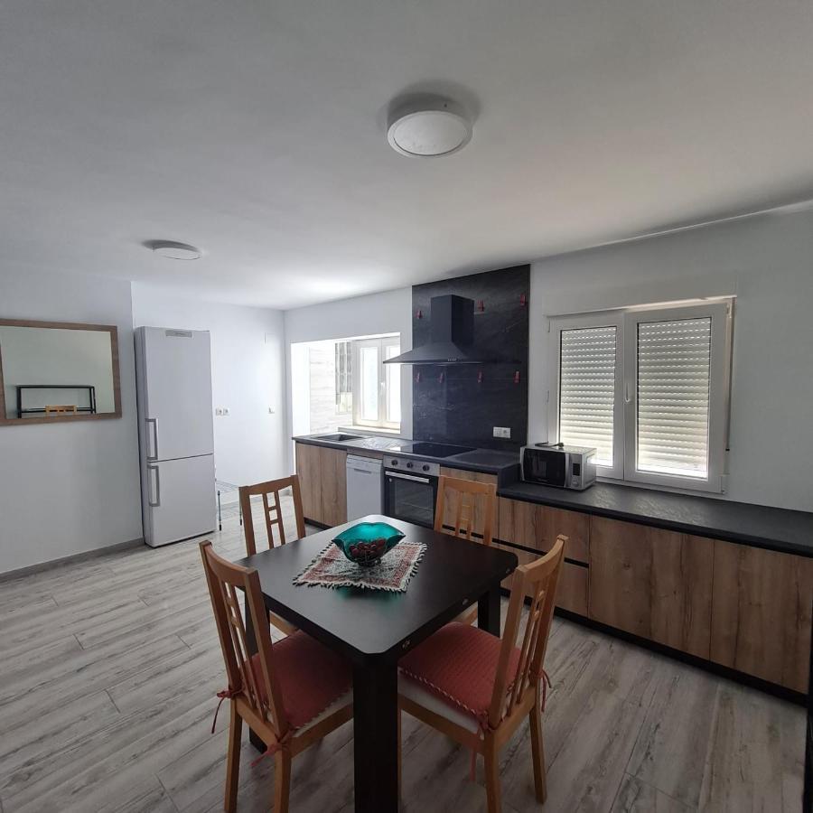 Апартаменты Apartament Lux Винарос Экстерьер фото